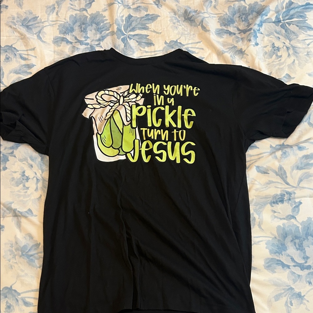 Black Graphic Tee - Short Sleeve